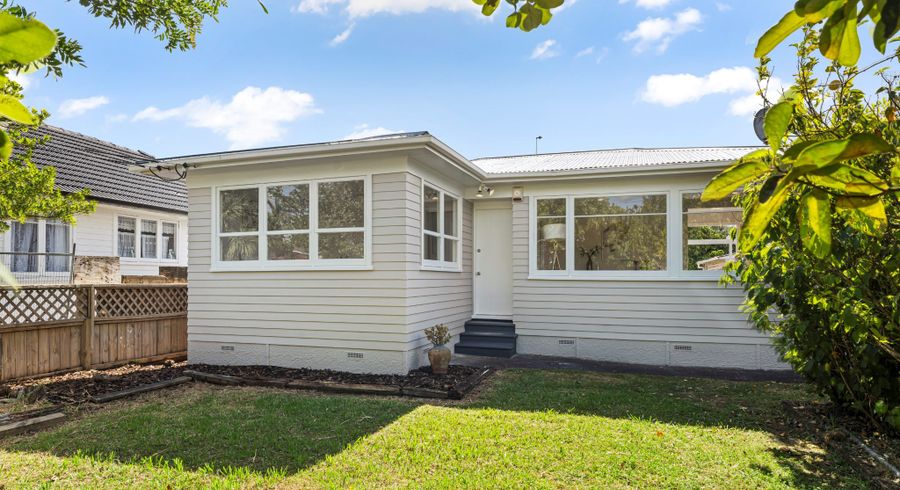  at 77 Dale Crescent, Pakuranga, Manukau City, Auckland