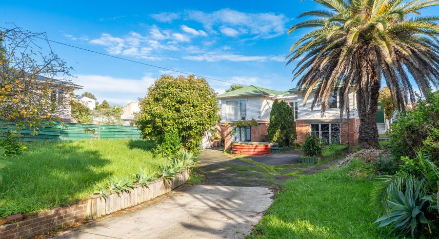  at 48 Kelman Road, Kelston, Waitakere City, Auckland