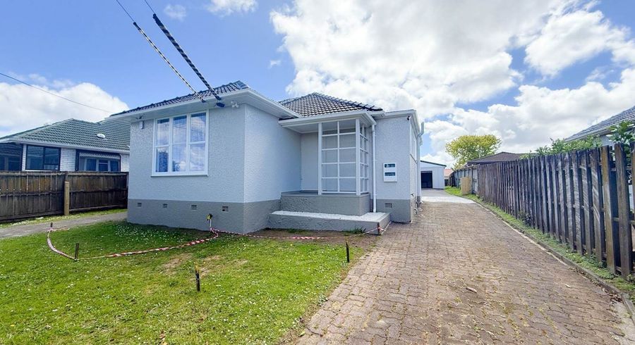  at 570 Richardson Road, Mount Roskill, Auckland City, Auckland