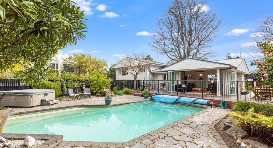  at 90 Clyde Road, Fendalton, Christchurch City, Canterbury