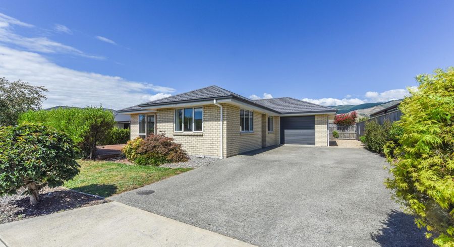  at 35 Malone CRES, Tasman