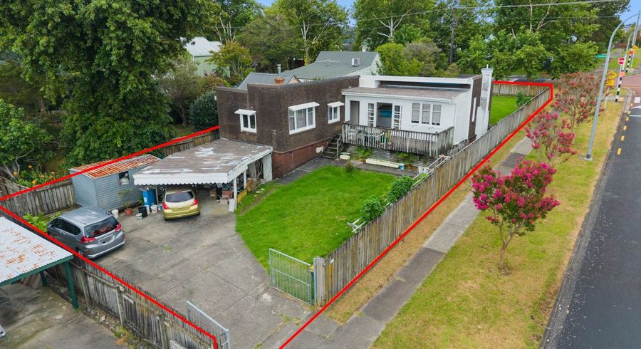  at 27 Seabrook Avenue, New Lynn, Waitakere City, Auckland