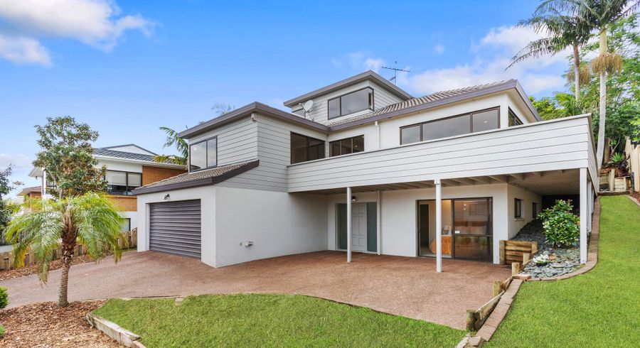  at 15 Petrel Place, Massey, Waitakere City, Auckland