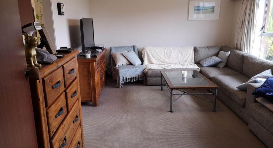  at 2/13 Richards Avenue, Milford, North Shore City, Auckland