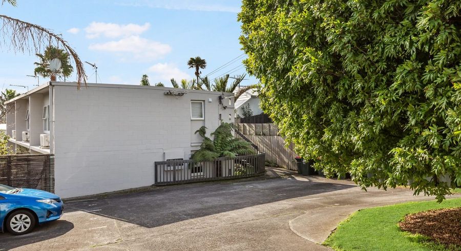  at 2/7 Western Springs Rd, Kingsland, Auckland City, Auckland