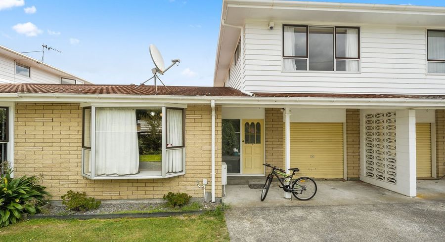  at 2/964 High Street, Avalon, Lower Hutt, Wellington
