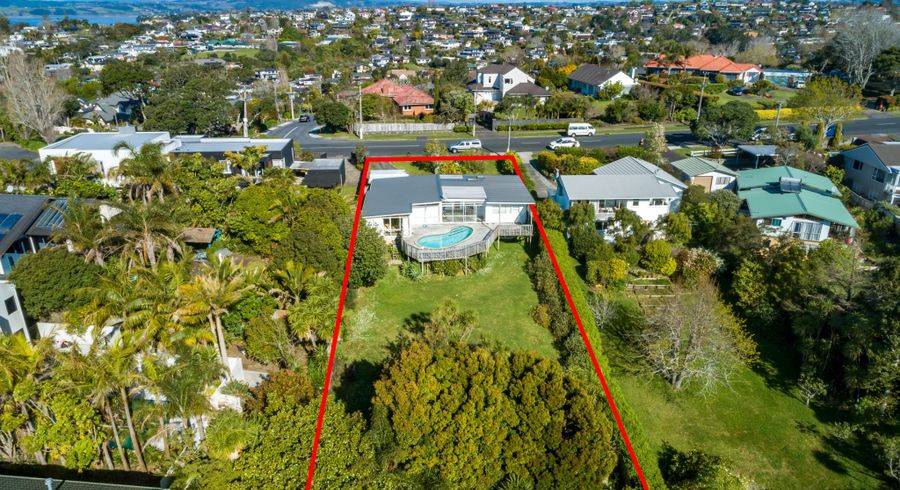  at 156 Bleakhouse Road, Mellons Bay, Manukau City, Auckland