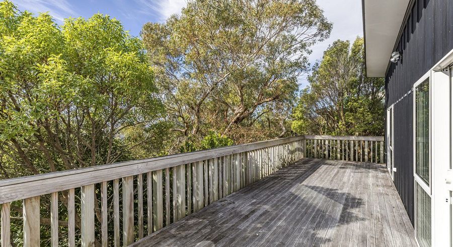  at 4 Doncaster Terrace, Ascot Park, Porirua, Wellington