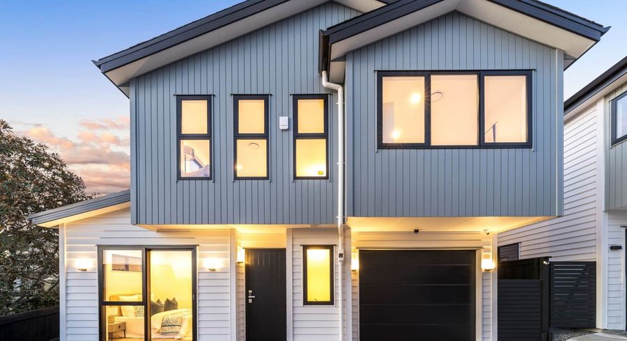  at 16C Woodhouse Place, West Harbour, Waitakere City, Auckland