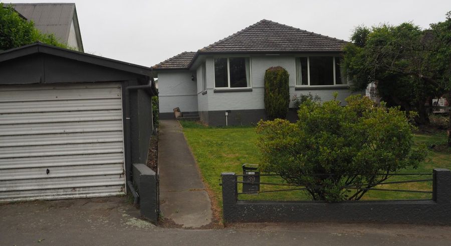  at 39 River Terrace, Ashburton, Ashburton