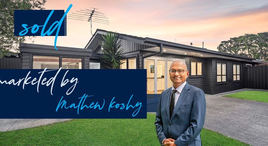  at 2/44 Waimumu Road, Massey, Auckland