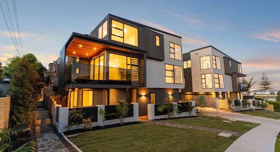  at 11/27 Hastings Road, Mairangi Bay, North Shore City, Auckland
