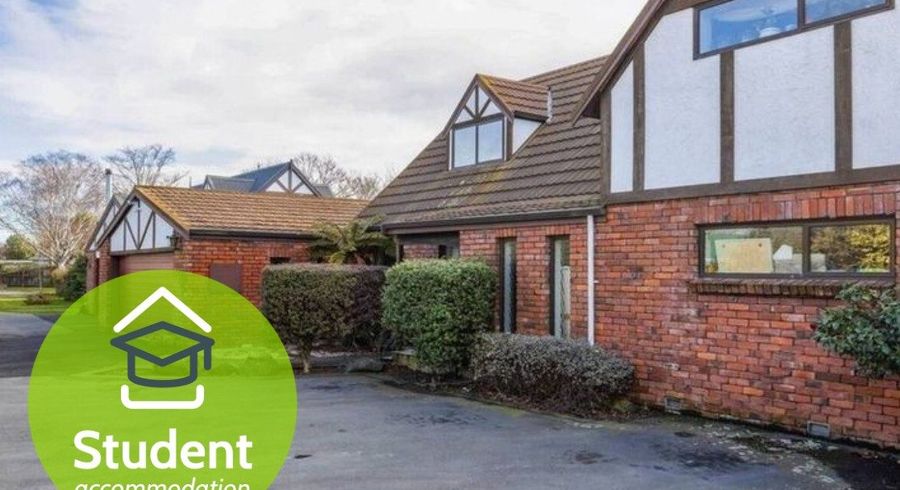  at 33B Lochee Road, Upper Riccarton, Christchurch City, Canterbury