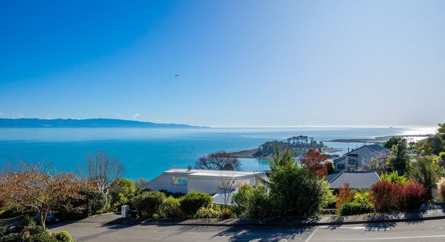  at 52 The Cliffs, Britannia Heights, Nelson, Nelson / Tasman