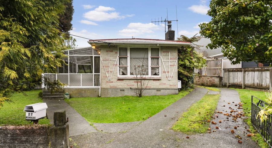  at 27 Lees Grove, Wainuiomata, Lower Hutt, Wellington