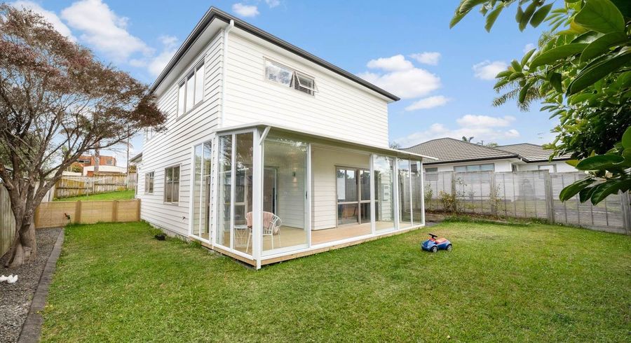  at 626D Beach Road, Browns Bay, North Shore City, Auckland