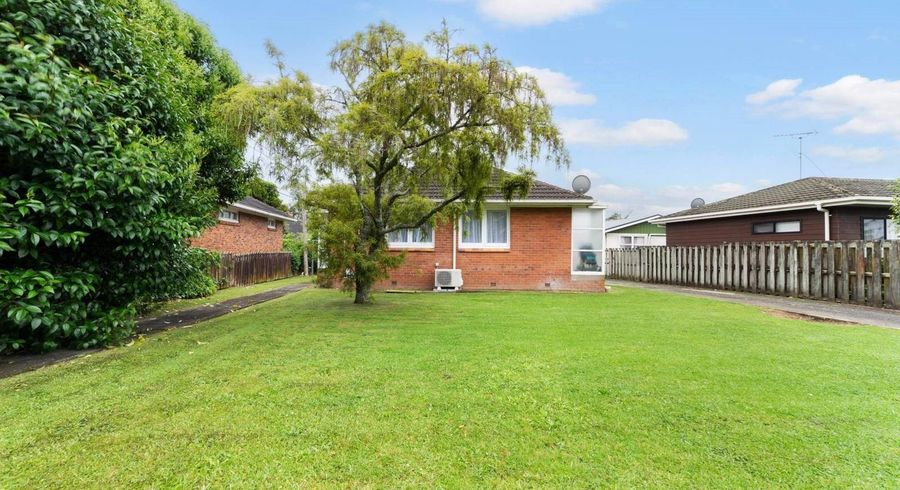 at 1/169 Shakespeare Road, Milford, Auckland