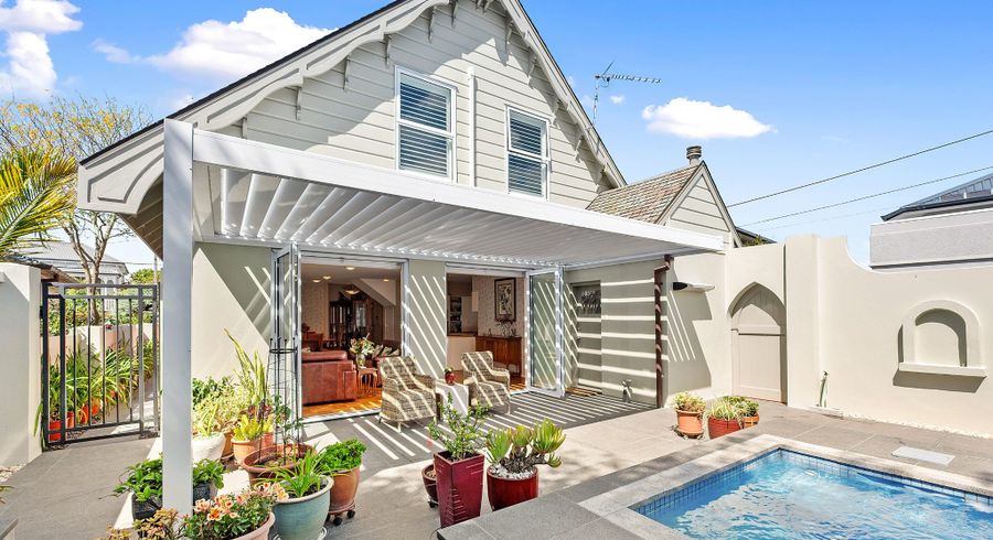  at 3A Garden Terrace, Devonport, Auckland