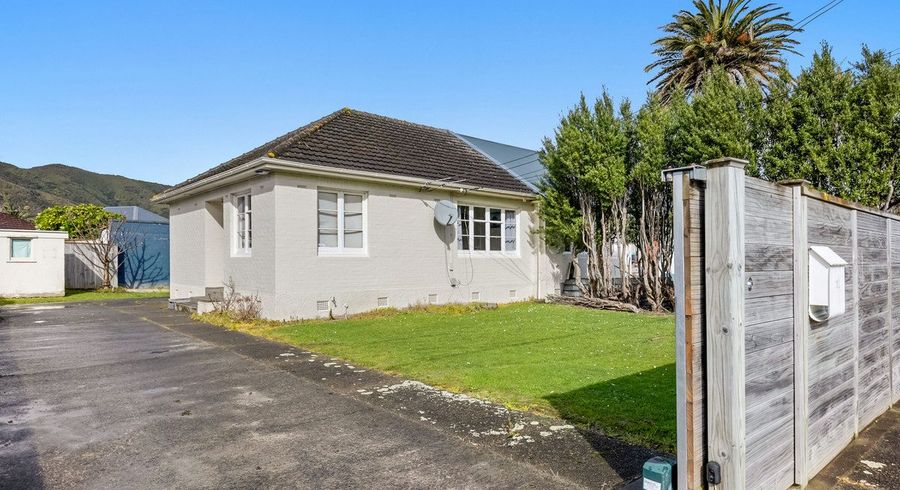 at 112 Cambridge Terrace, Fairfield, Lower Hutt, Wellington
