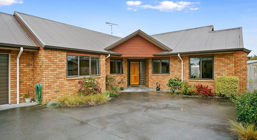  at 122 Tennyson Street, Leamington, Cambridge