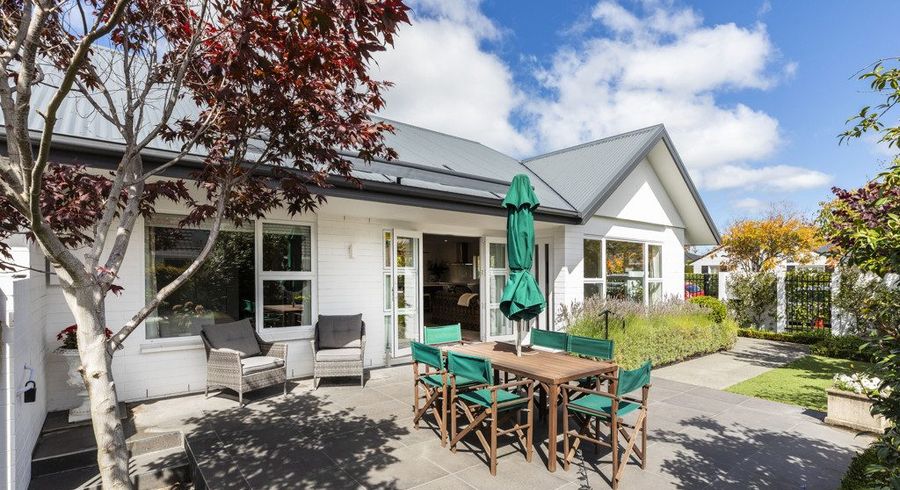  at 90 Winchester Street, Merivale, Christchurch City, Canterbury