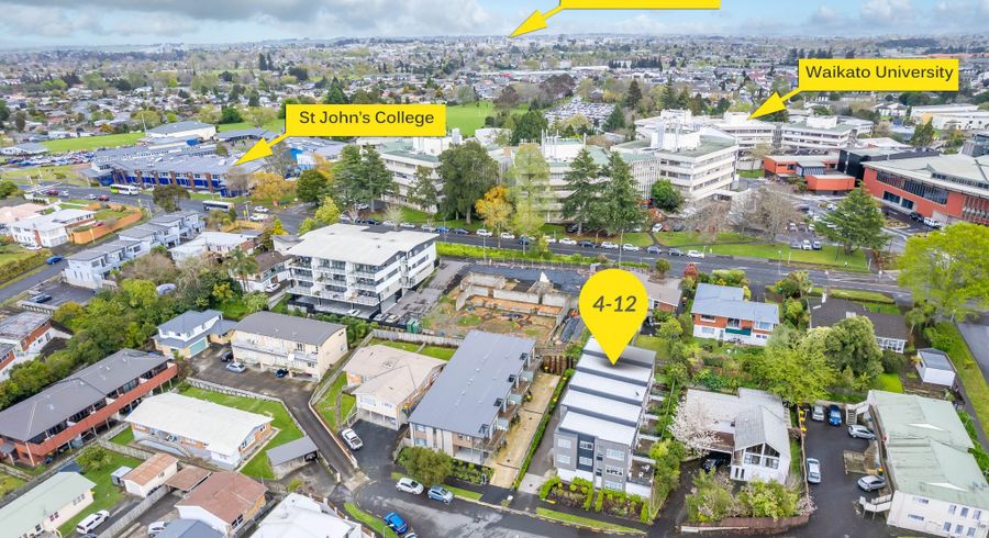  at 4/12 Scotland Place, Hillcrest, Hamilton