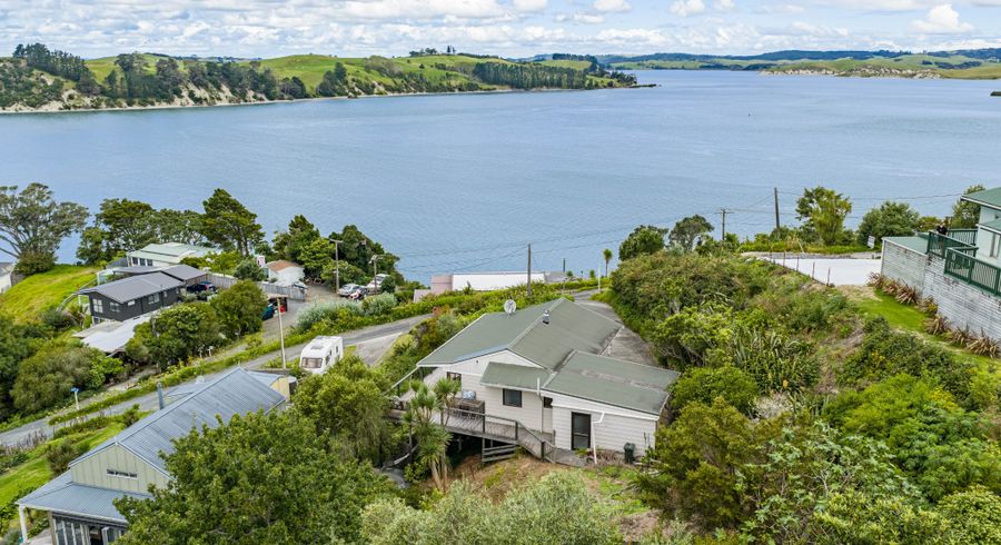  at 14 Cliff Street, Pahi, Kaipara, Northland