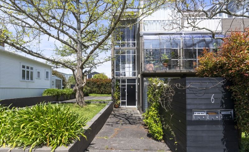  at 2/6 Stanwell Street, Parnell, Auckland