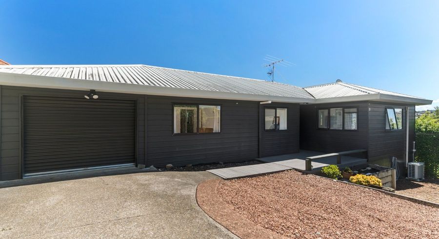  at 2/39 Browns Bay Road, Browns Bay, North Shore City, Auckland