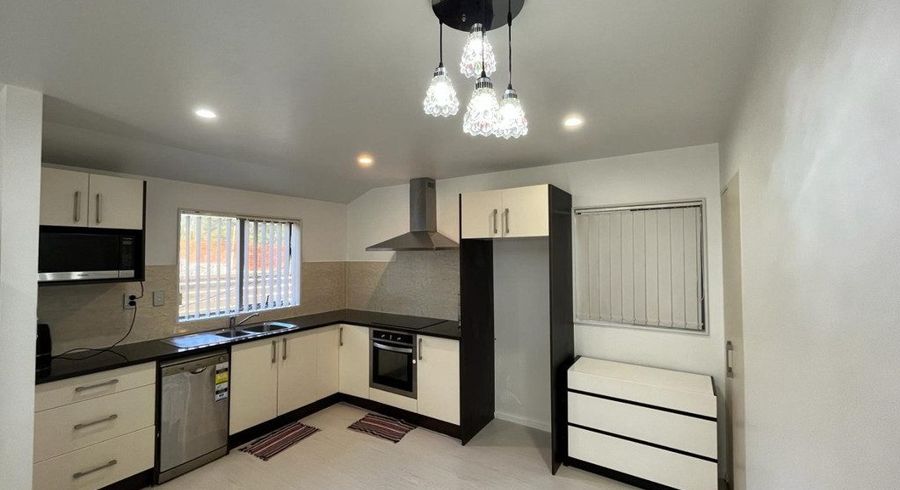  at 298 Birdwood Road, Massey, Waitakere City, Auckland