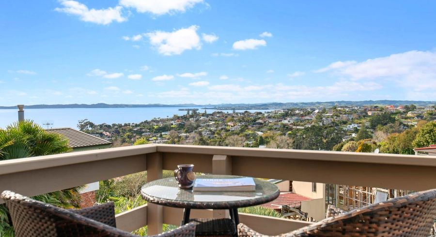  at 8 Haseler Crescent, Mellons Bay, Manukau City, Auckland