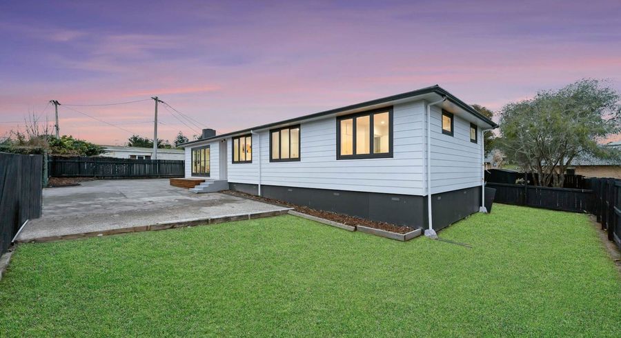  at 30A Ribblesdale Road, Henderson, Waitakere City, Auckland