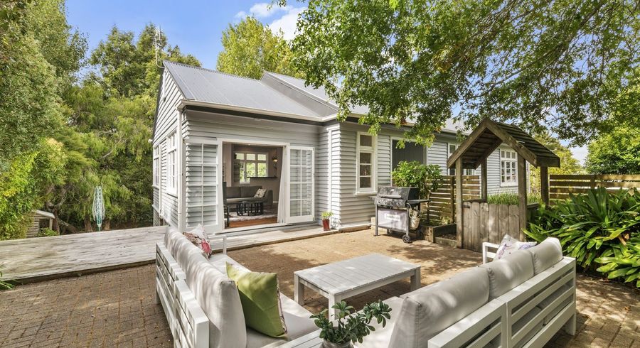  at 14 Springtime Crescent, Stanmore Bay, Rodney, Auckland