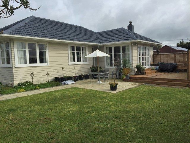  at 1 Ward Crescent, Te Atatu Peninsula, Waitakere City, Auckland