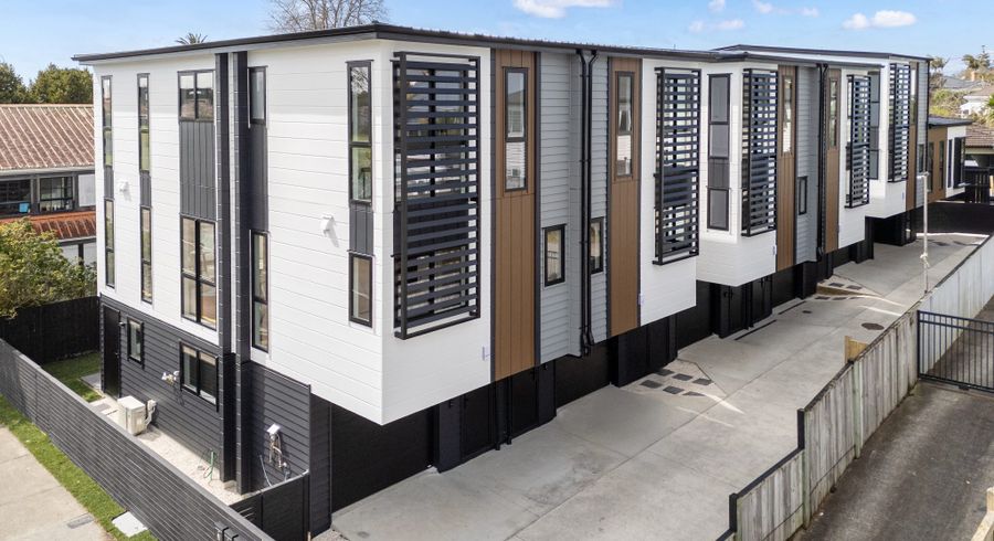  at 1-4, 1664 Great North Road, Avondale, Auckland City, Auckland