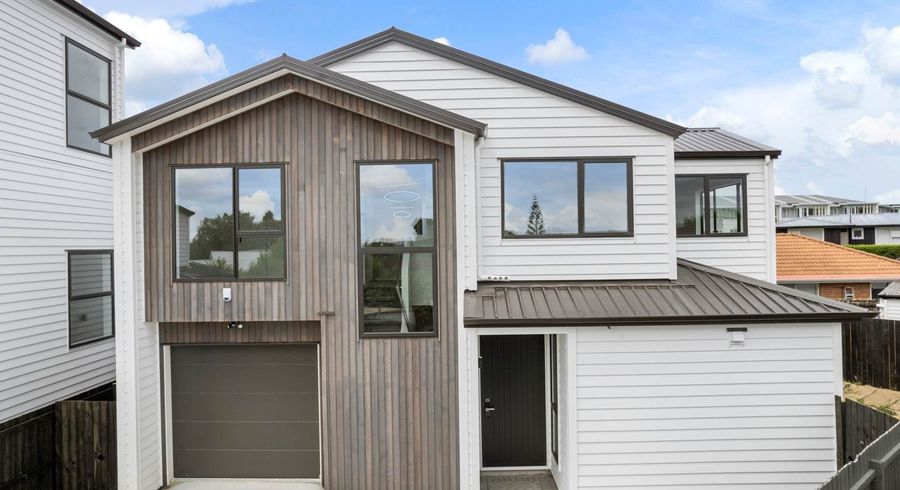  at 7a Edgewater Grove, Orewa, Rodney, Auckland