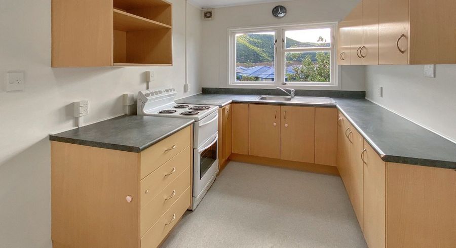  at 7/95 Farmer Crescent, Taita, Lower Hutt, Wellington