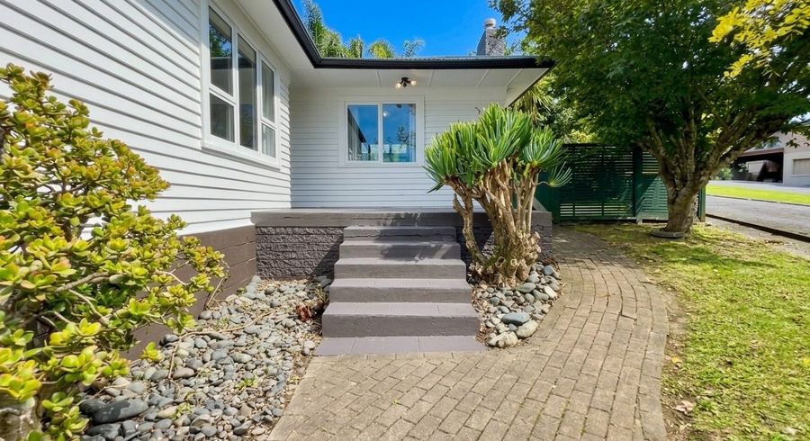  at 2/30 Arthur Road, Hill Park, Manukau City, Auckland