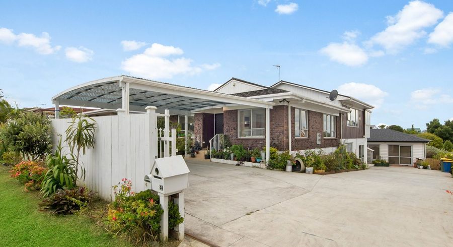  at 44 Butterworth Drive, Glendene, Waitakere City, Auckland