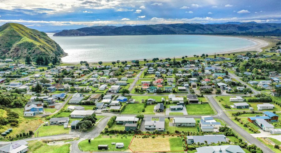  at 13 Puka Place, Māhia