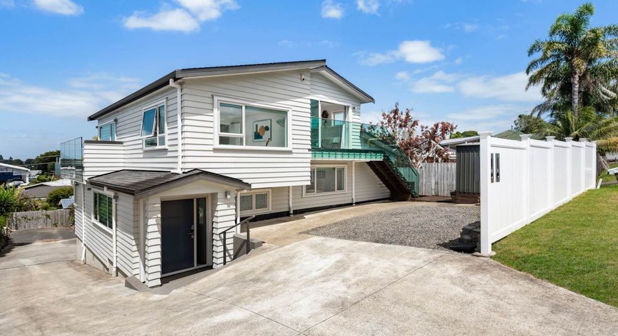  at 9 Bruce Road, Glenfield, North Shore City, Auckland