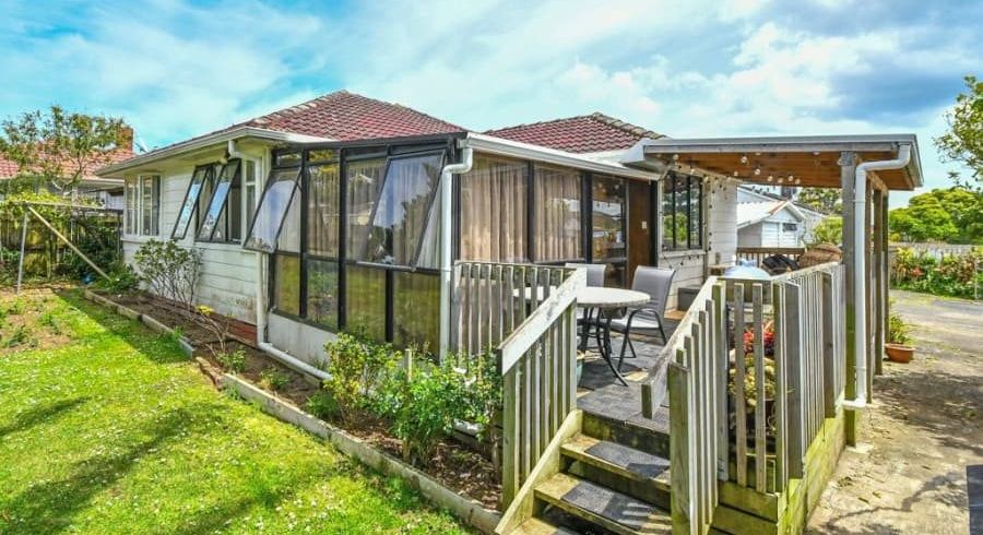  at 2 Wimpey Street, Mangere, Manukau City, Auckland
