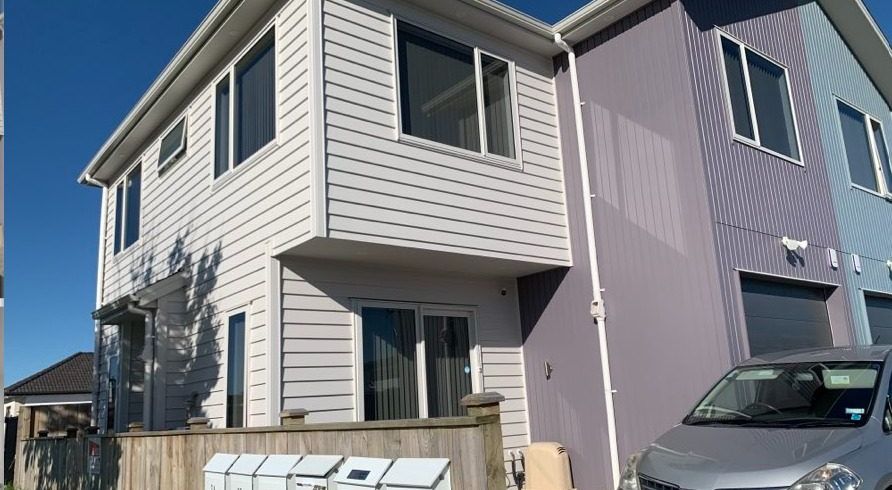  at 1/3 Great South Road, Papatoetoe, Manukau City, Auckland