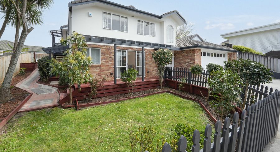  at 2/39 Elliot Street, Howick, Auckland