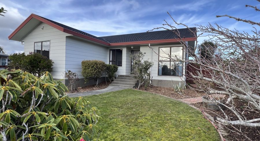  at Jasmine Grove, Maungaraki, Lower Hutt, Wellington