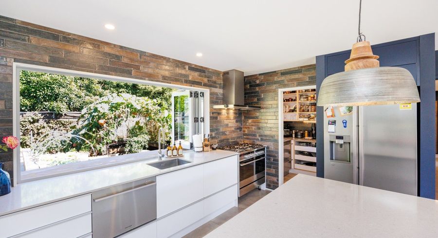  at 16 Mudgway Place, Awapuni, Palmerston North