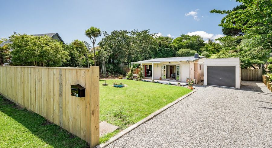  at 15 Dale Road, Raumati South, Paraparaumu