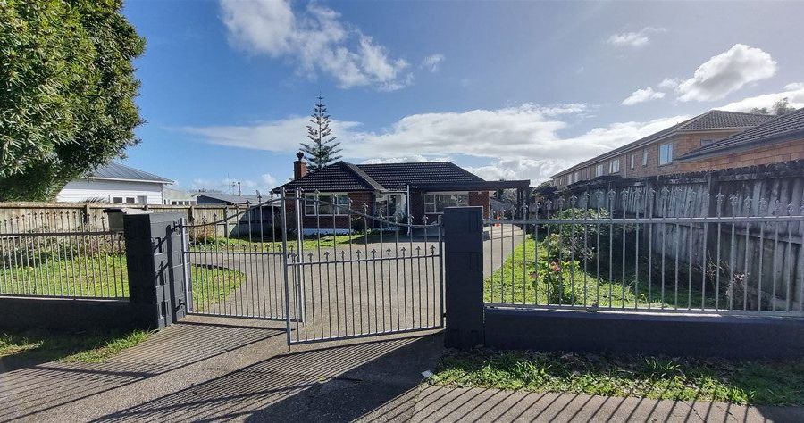  at 75 Park Avenue, Papatoetoe, Auckland