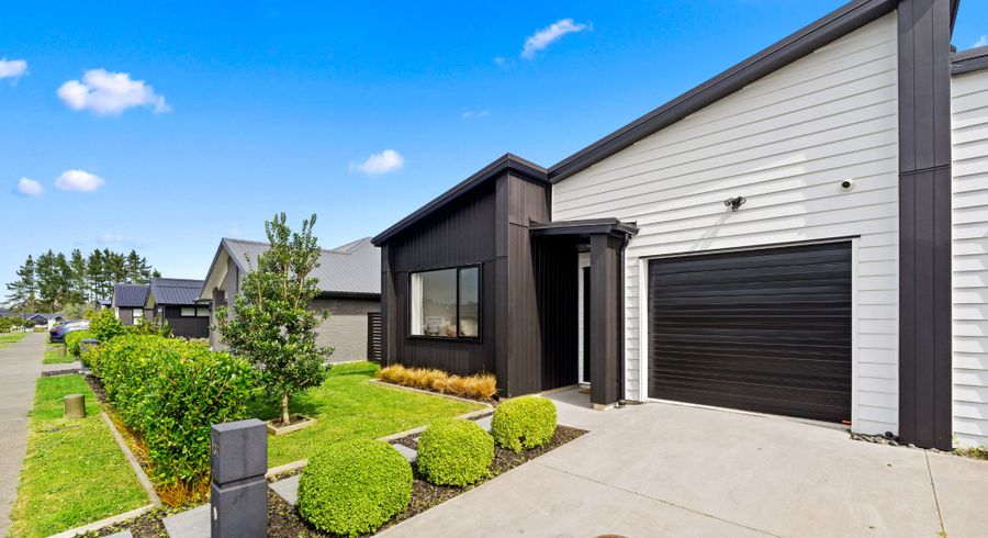  at 37 Rosslands Avenue, Karaka, Papakura