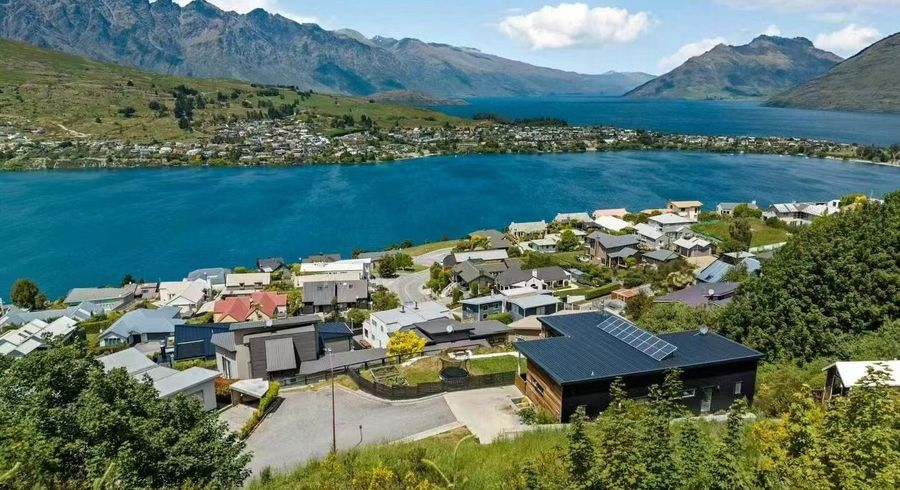  at 12 Birch Lane, Queenstown Hill, Queenstown-Lakes, Otago